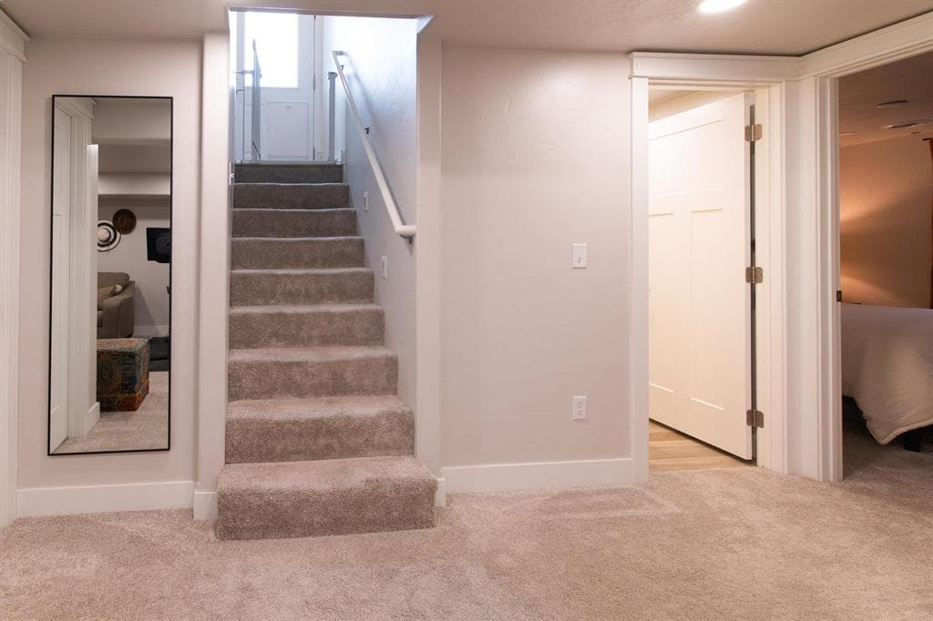 1425 Alger Ave — photo 20 of 25