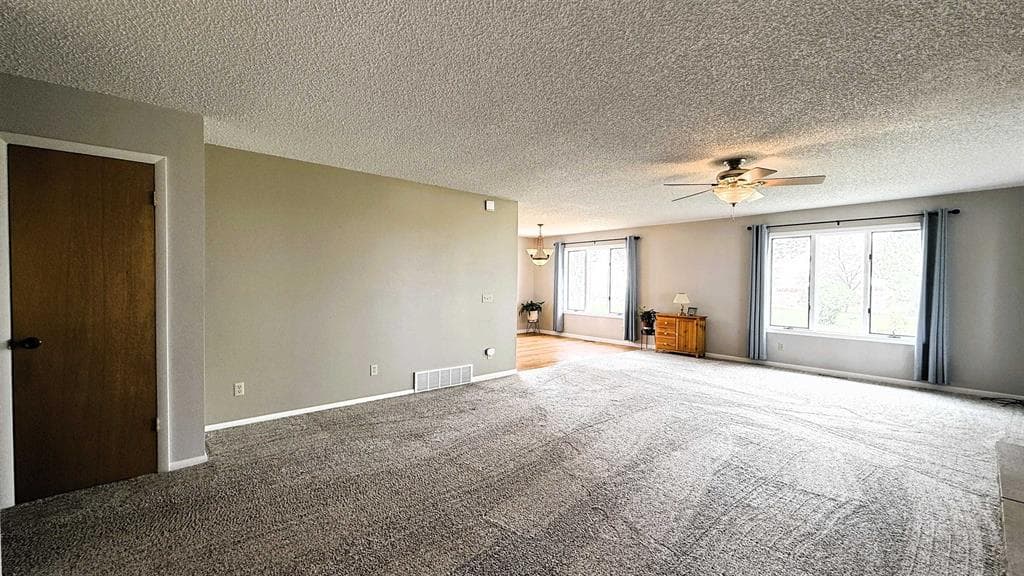 1820 Sugar Ln — photo 7 of 25