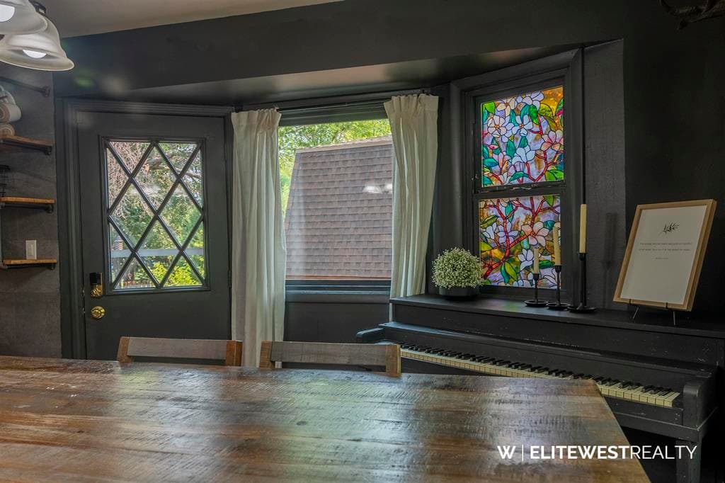 471 Sunlight Dr — photo 14 of 25
