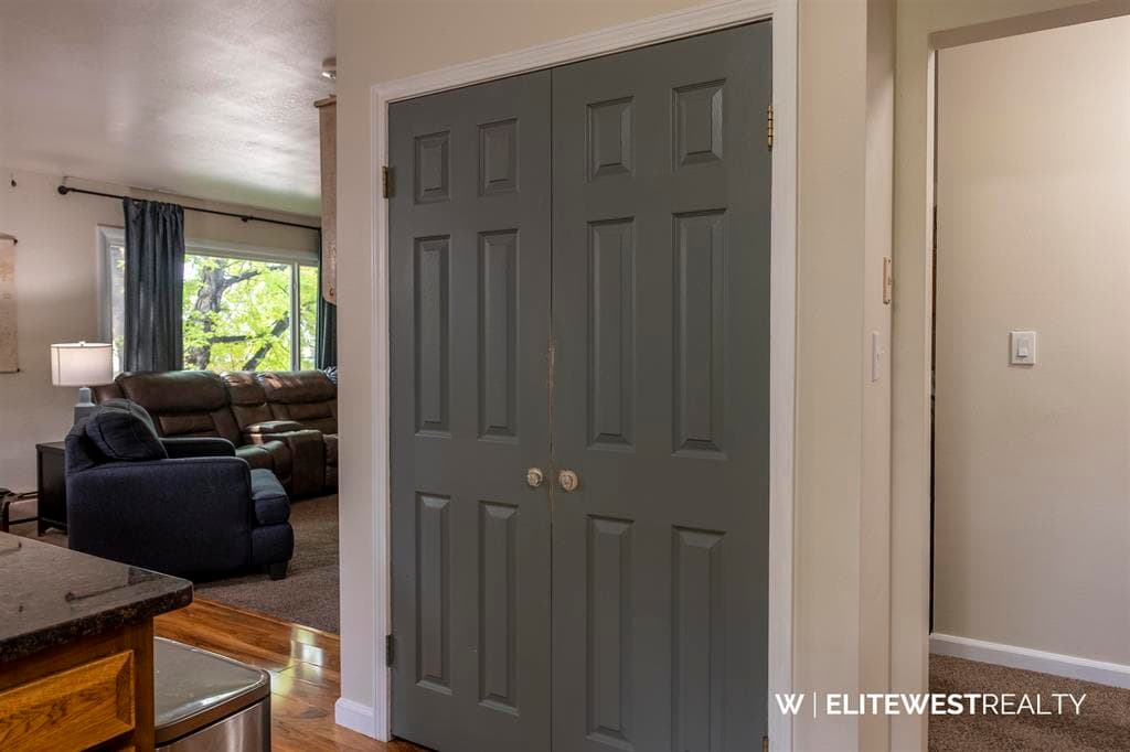 471 Sunlight Dr — photo 17 of 25