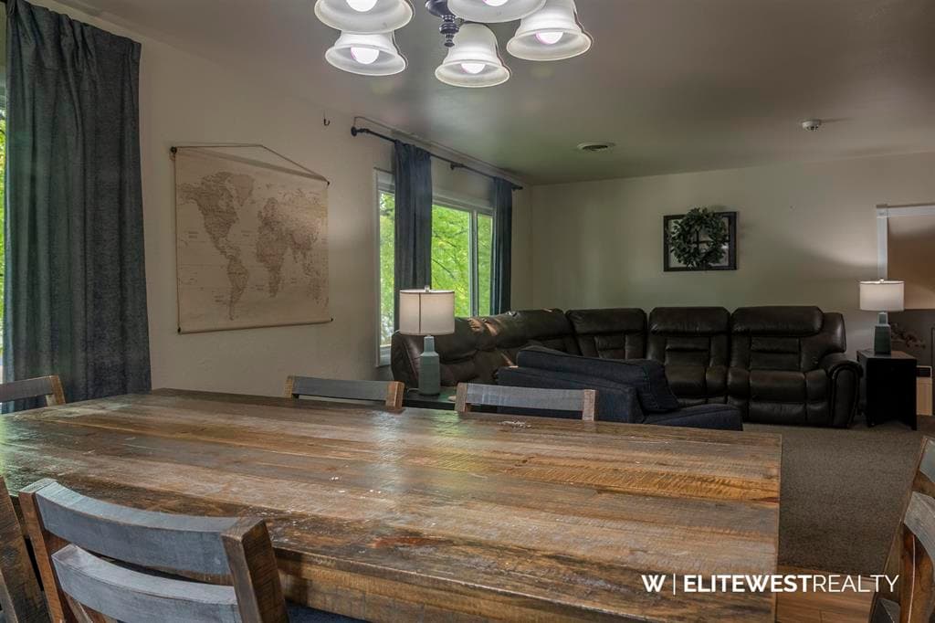 471 Sunlight Dr — photo 18 of 25