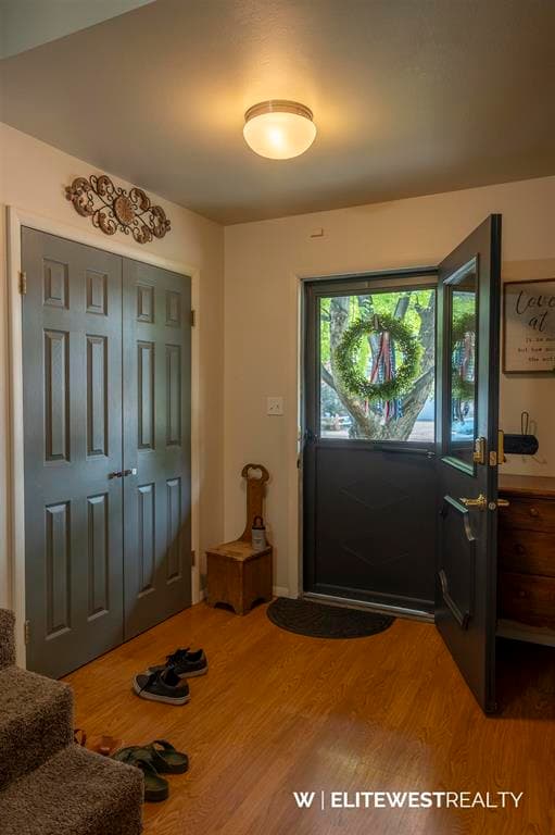 471 Sunlight Dr — photo 3 of 25