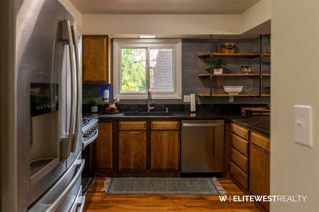 471 Sunlight Dr — photo 22 of 25