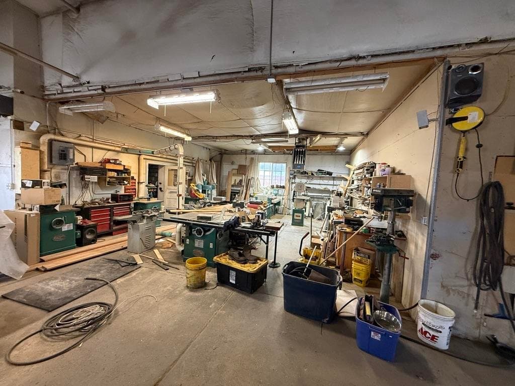 125 S 6th St — photo 13 of 13