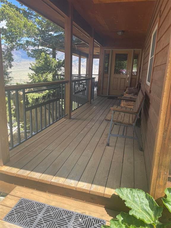27 Aerie Dr — photo 10 of 25