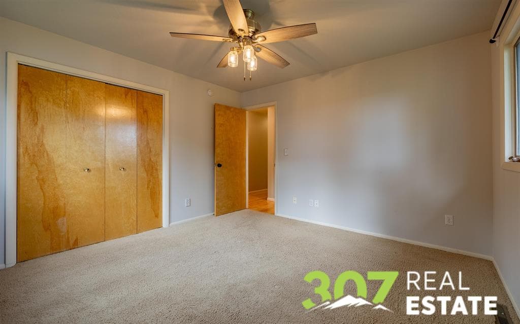 919 Spruce Dr — photo 14 of 25
