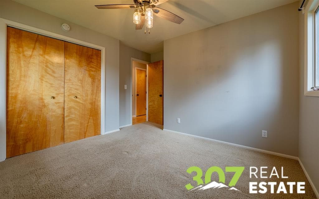 919 Spruce Dr — photo 16 of 25
