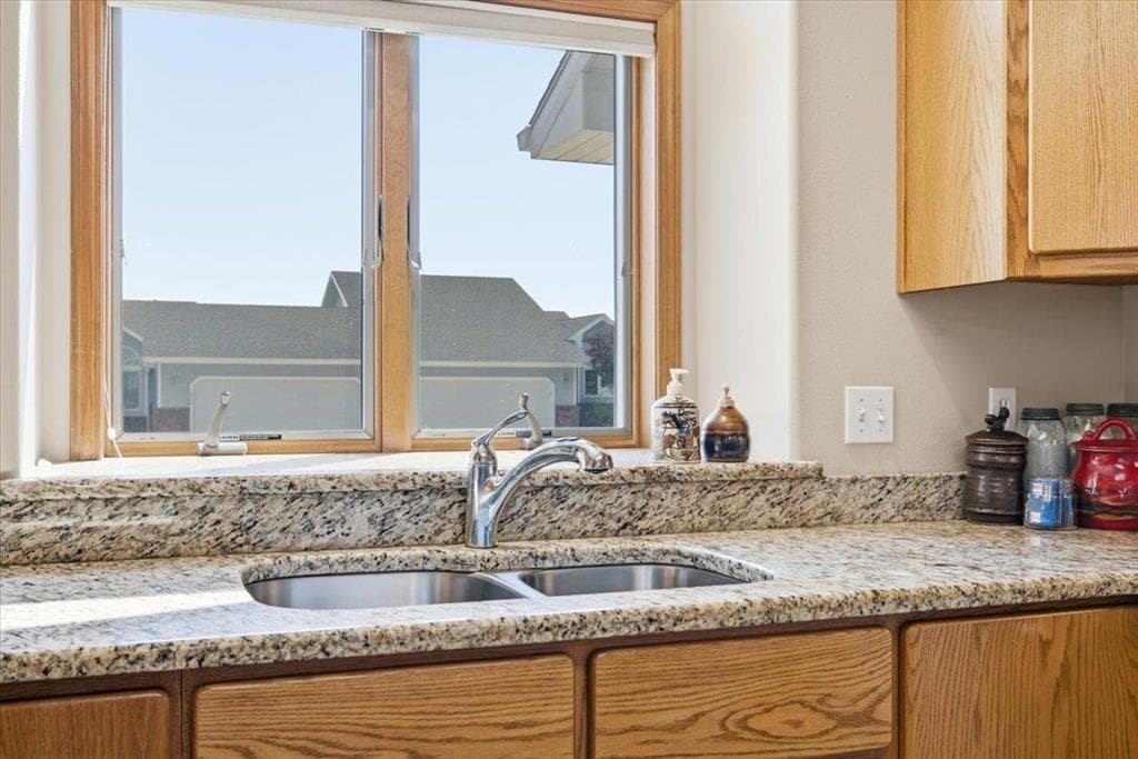 1201 Sage Brush St — photo 5 of 25