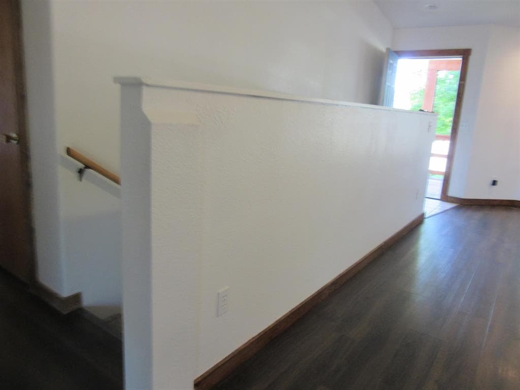 820 Outlook Ct — photo 8 of 25