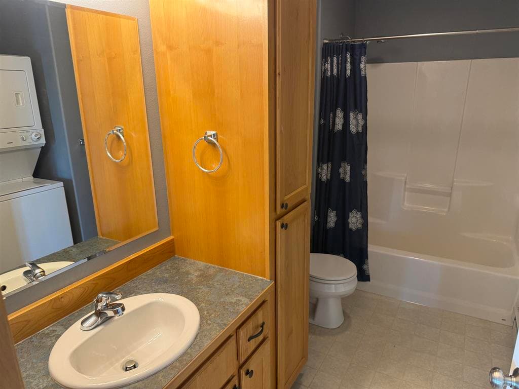 2844 Kent Ave — photo 11 of 12