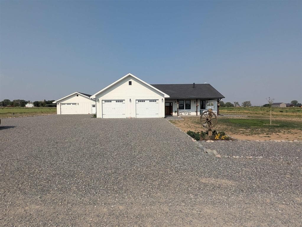 840 Lavender Ln — photo 25 of 25