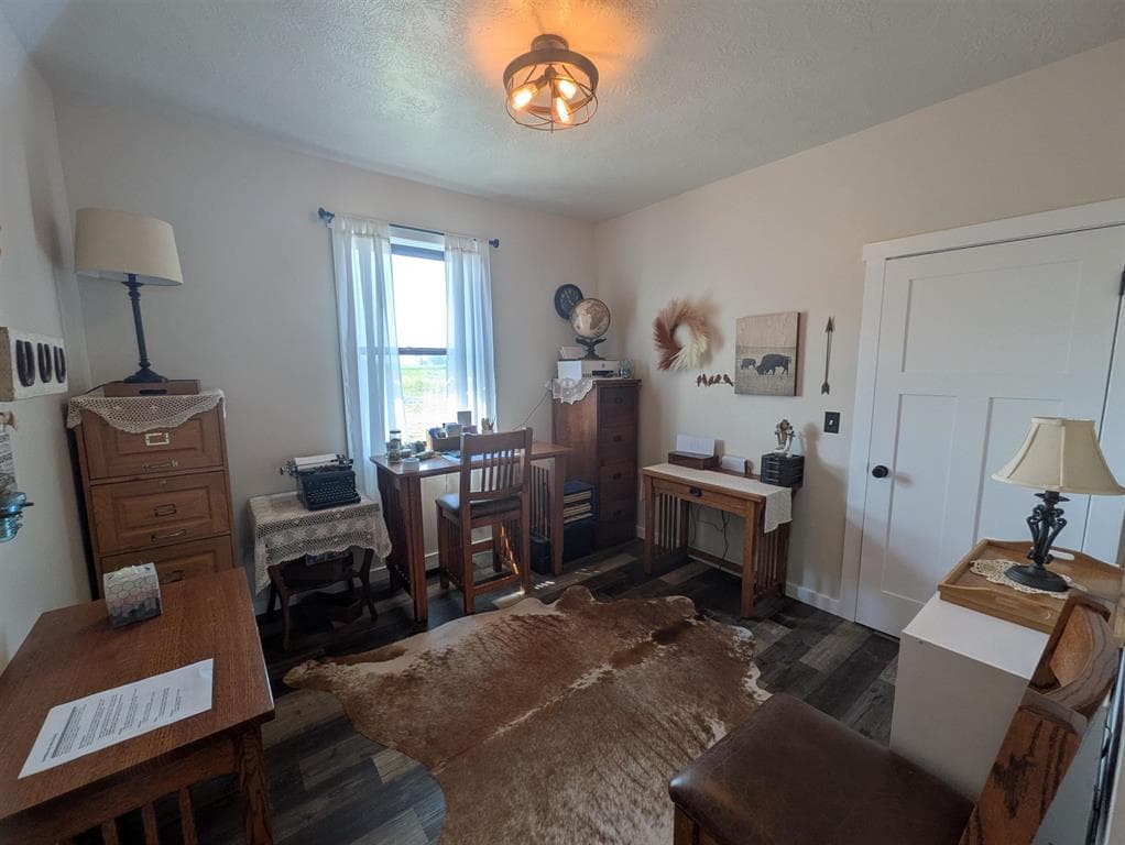 840 Lavender Ln — photo 9 of 25