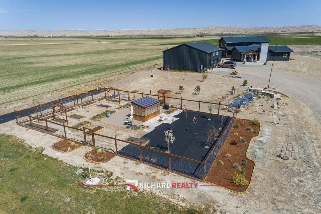 835 N Road 11 — photo 11 of 25
