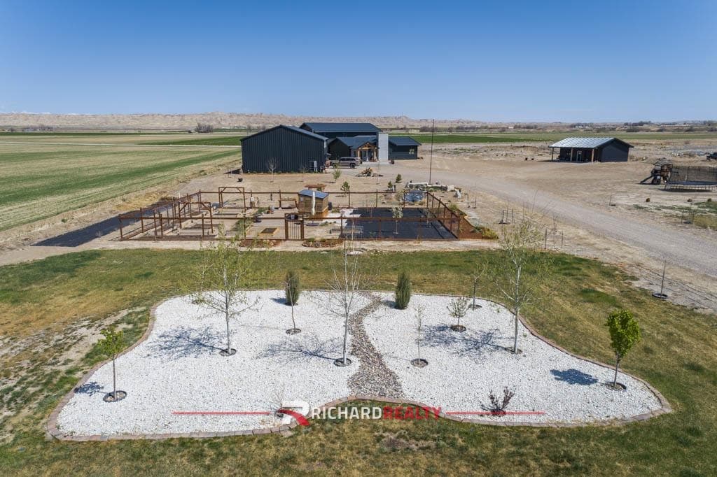 835 N Road 11 — photo 10 of 25