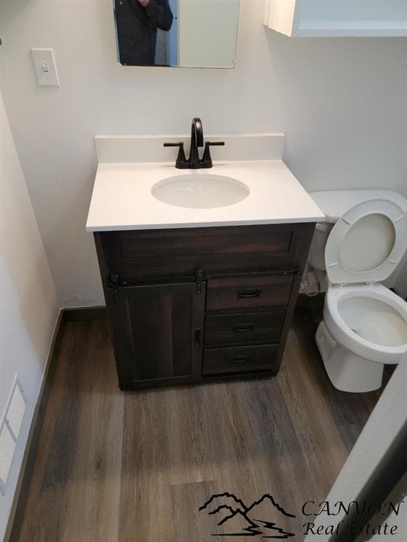 450 Montana Ave — photo 24 of 25