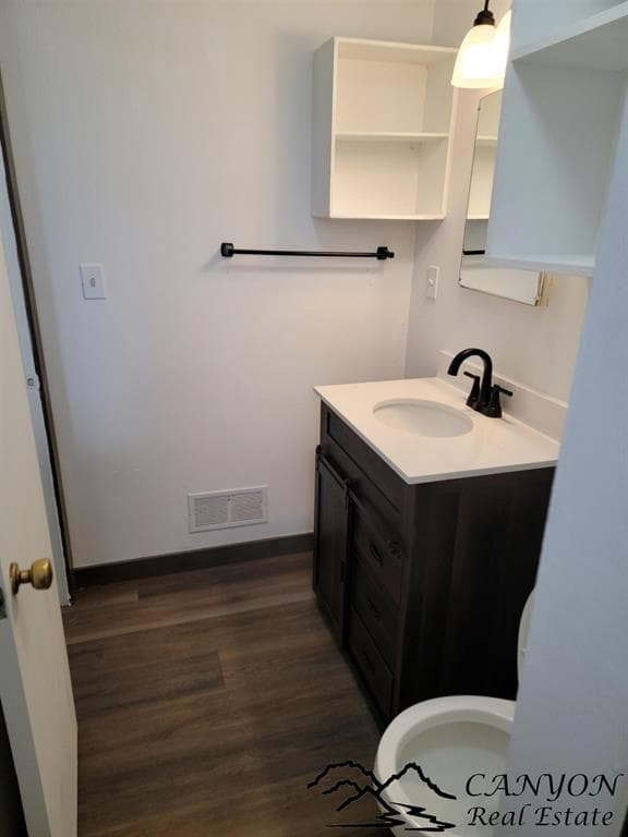 450 Montana Ave — photo 25 of 25