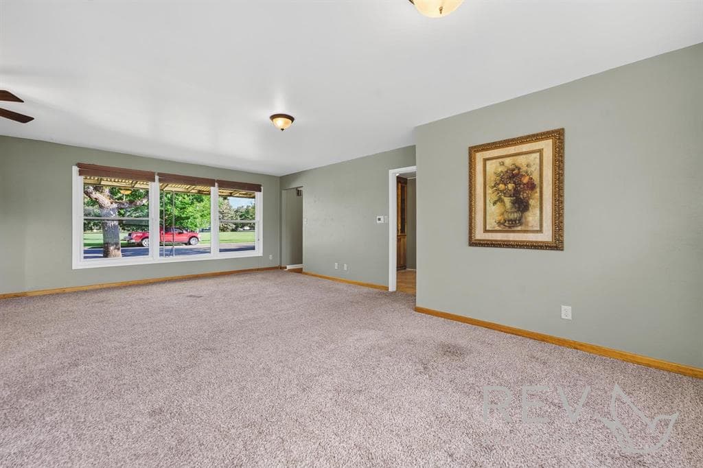 2125 Kerper Blvd., N — photo 11 of 25