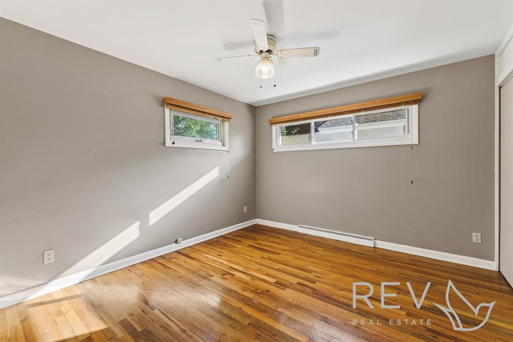 2125 Kerper Blvd., N — photo 22 of 25