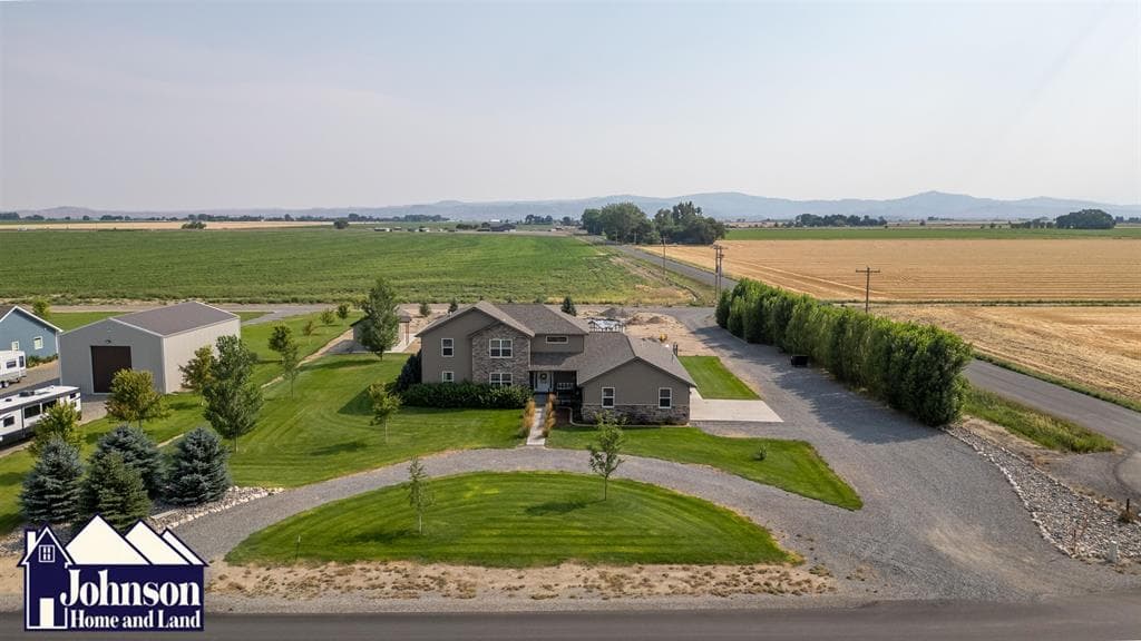 2 Cora Ln — photo 5 of 25
