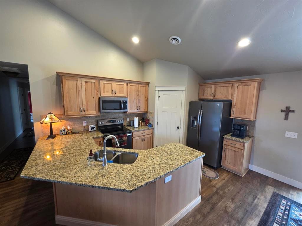 3020 Hardpan Ave — photo 4 of 15