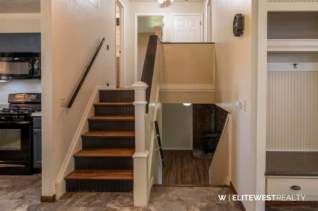 871 E Christy Ln — photo 17 of 25