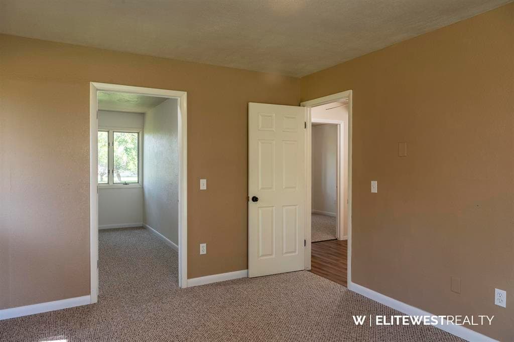 871 E Christy Ln — photo 20 of 25