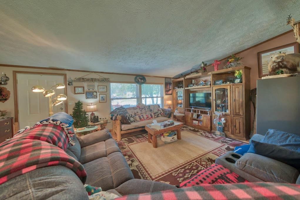 2662 Horseshoe Ln — photo 17 of 25