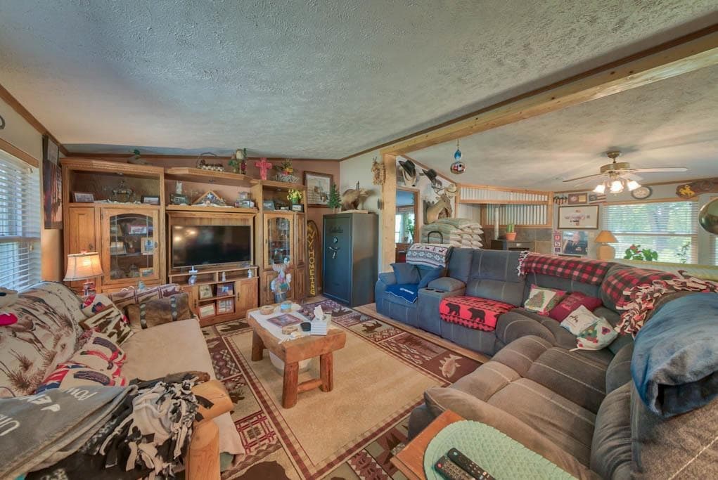 2662 Horseshoe Ln — photo 18 of 25