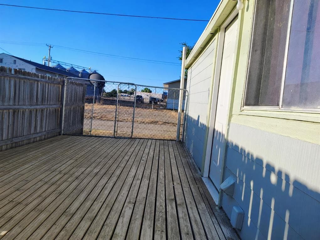 301 S 2nd St — photo 23 of 25