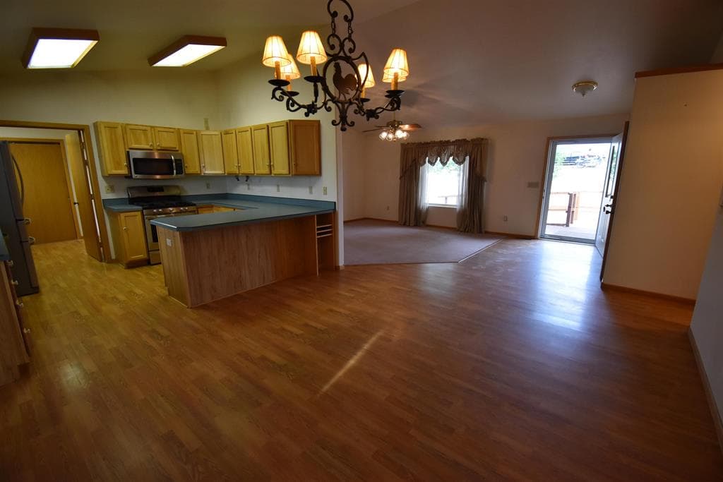 8 Sage Rd — photo 12 of 25