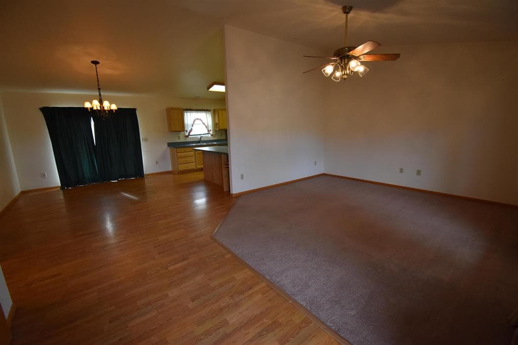 8 Sage Rd — photo 9 of 25
