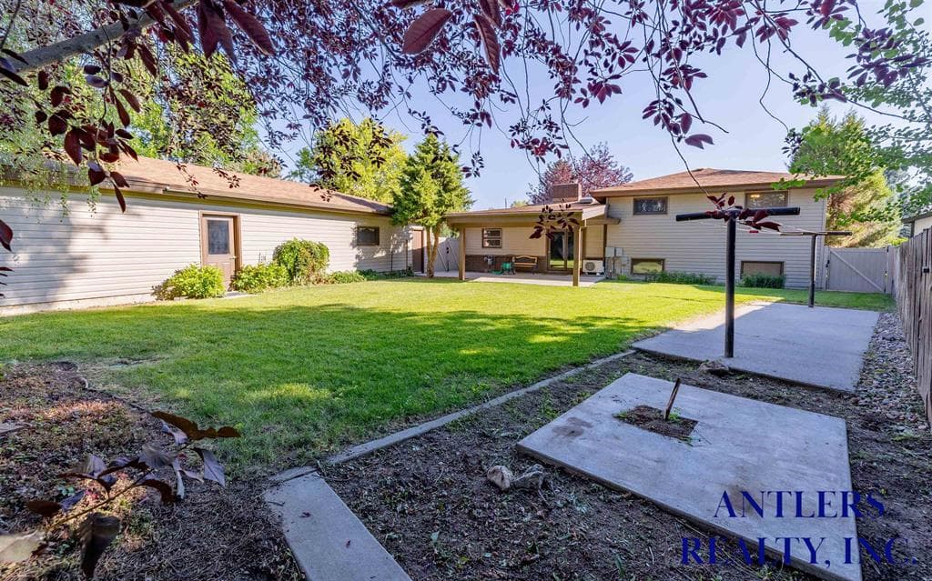 920 Aspen Dr — photo 25 of 25