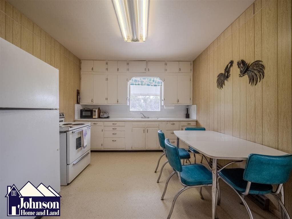 26 Park Ave — photo 13 of 25