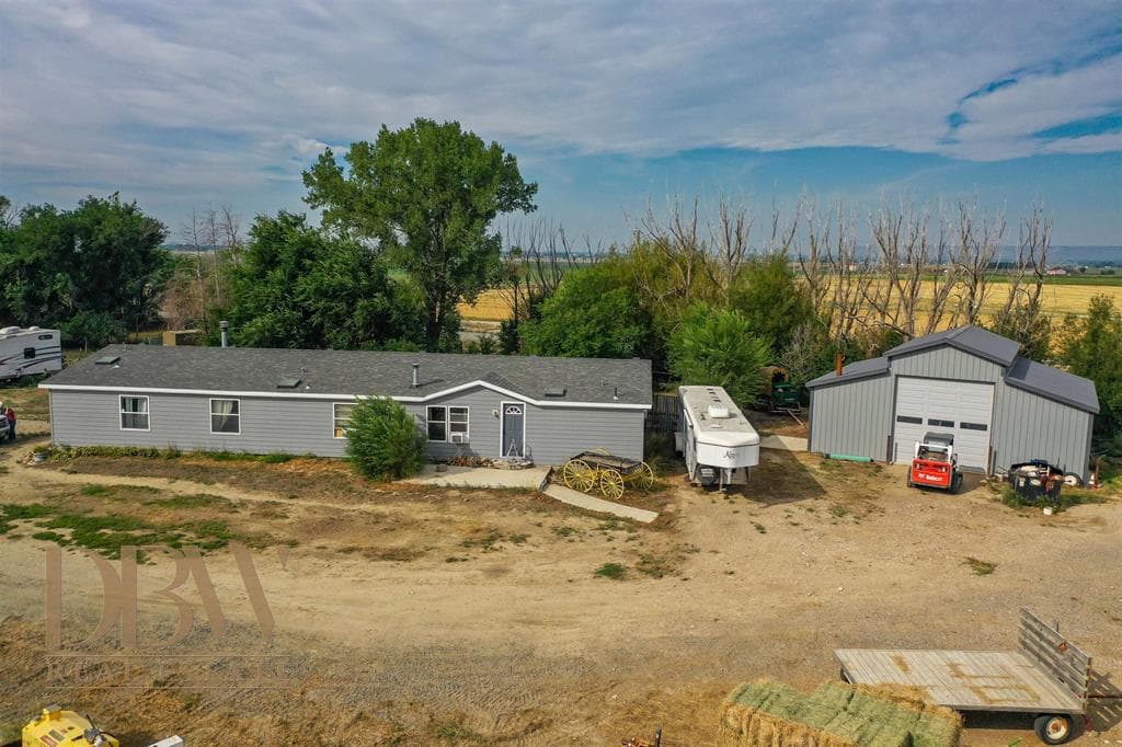 693 Lane 6 — photo 4 of 18