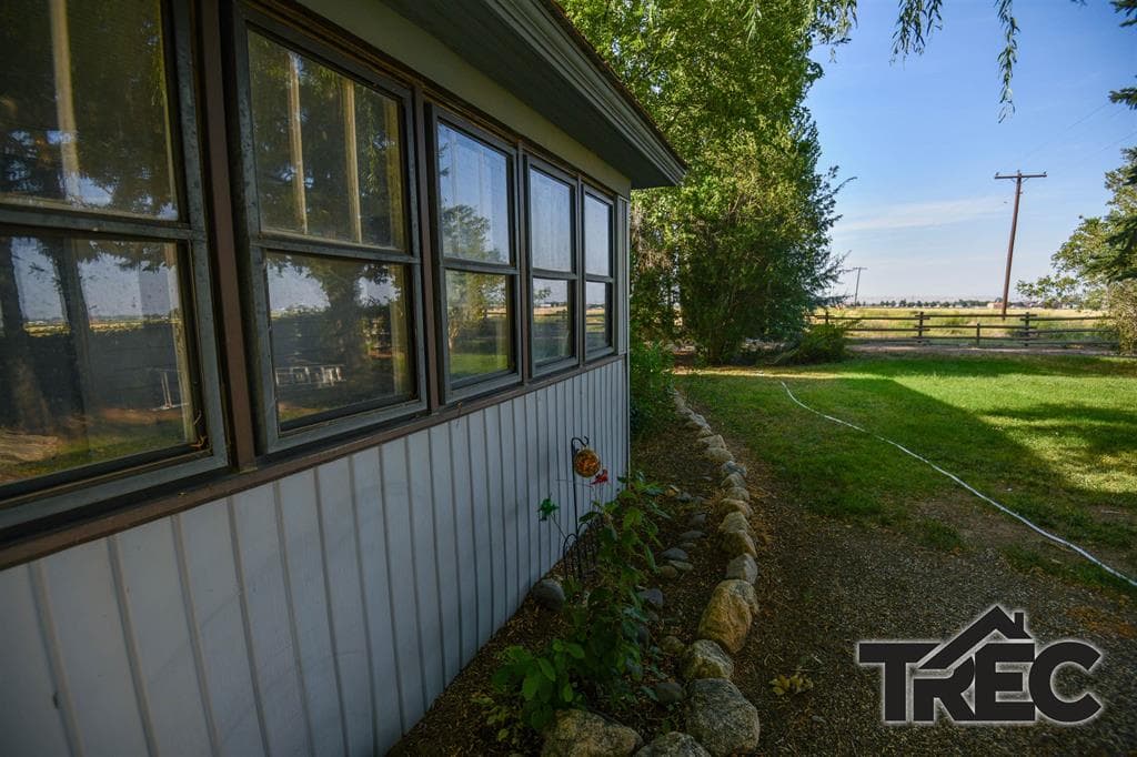 998 Road 10 — photo 12 of 25