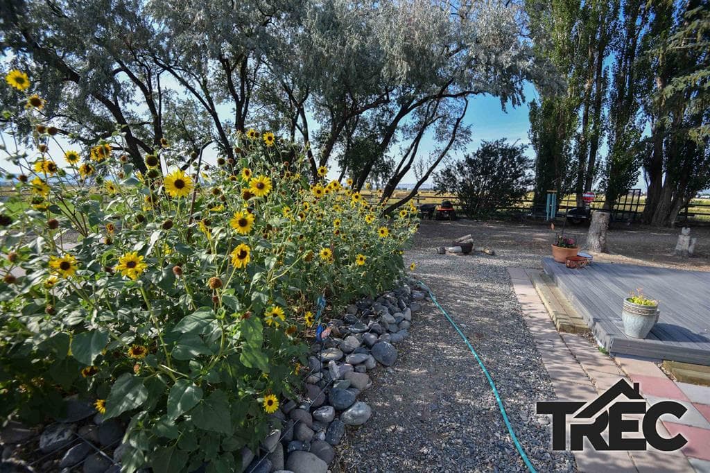 998 Road 10 — photo 10 of 25