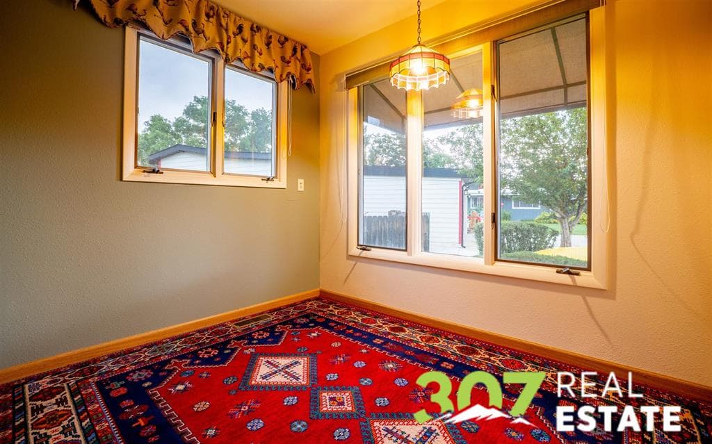 1225 Meadow Ln Ct — photo 13 of 25