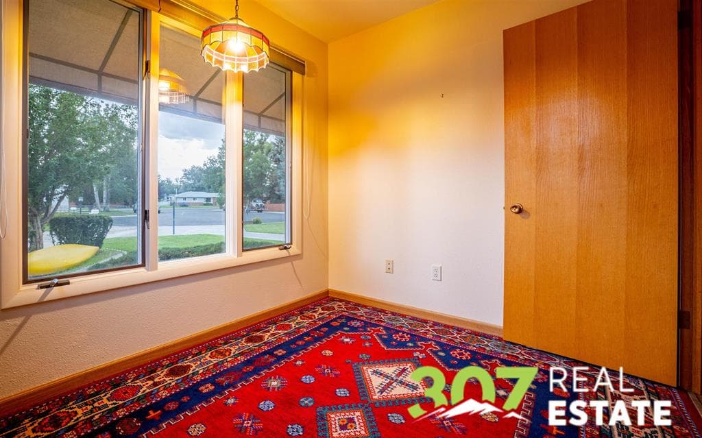 1225 Meadow Ln Ct — photo 14 of 25