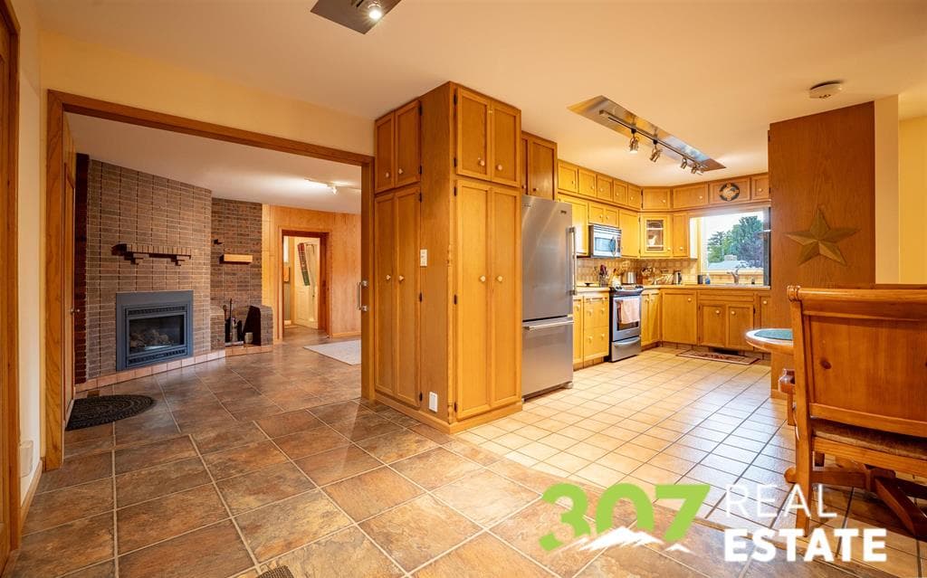 1225 Meadow Ln Ct — photo 19 of 25