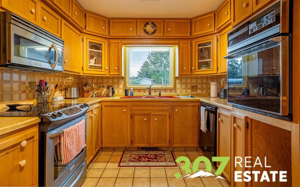 1225 Meadow Ln Ct — photo 20 of 25