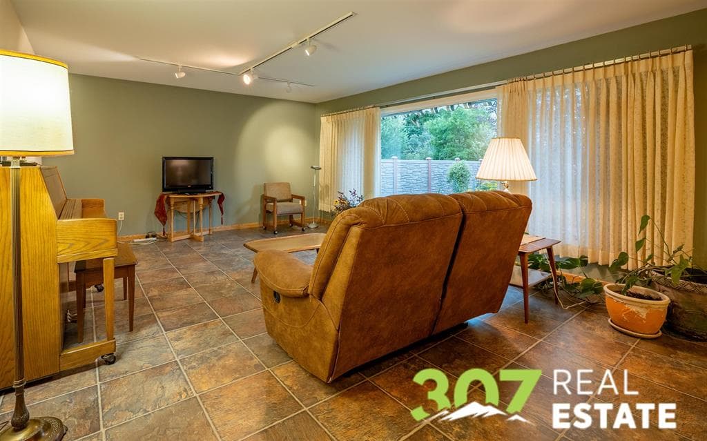 1225 Meadow Ln Ct — photo 24 of 25