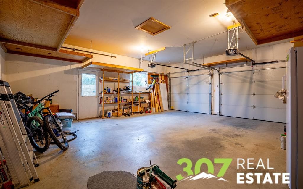 1225 Meadow Ln Ct — photo 8 of 25