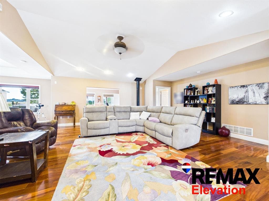 1328 Road 11 — photo 10 of 25
