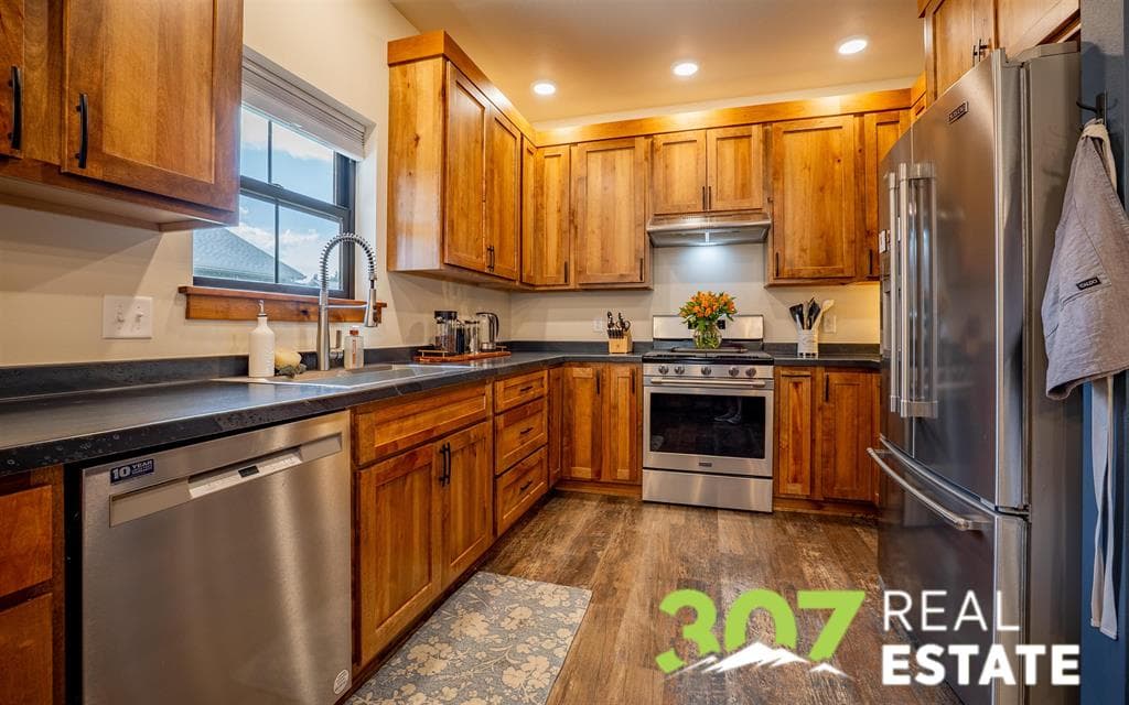 1513 22nd St — photo 11 of 25