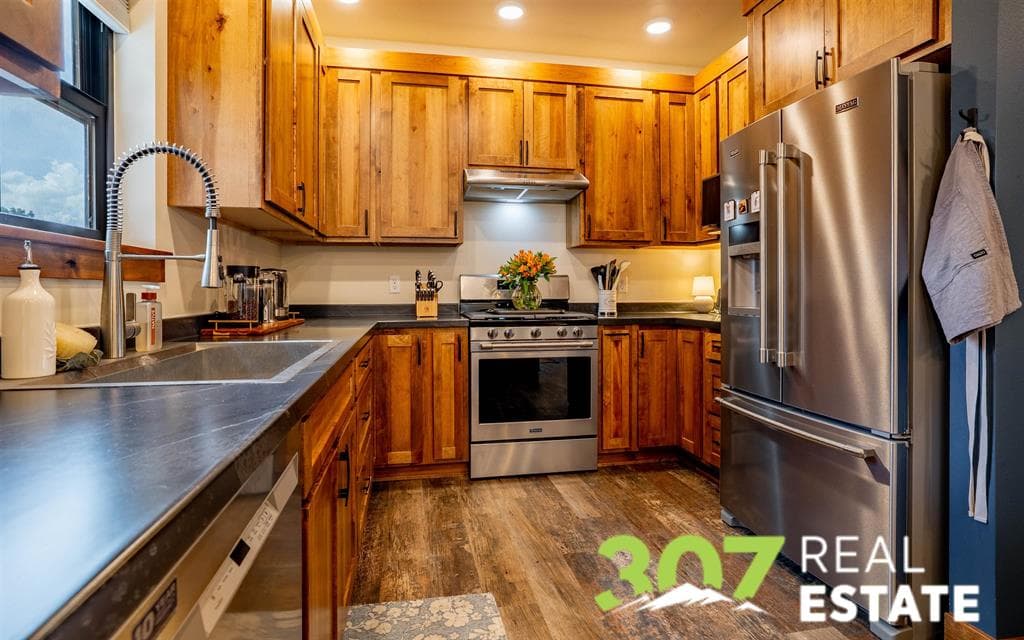1513 22nd St — photo 13 of 25