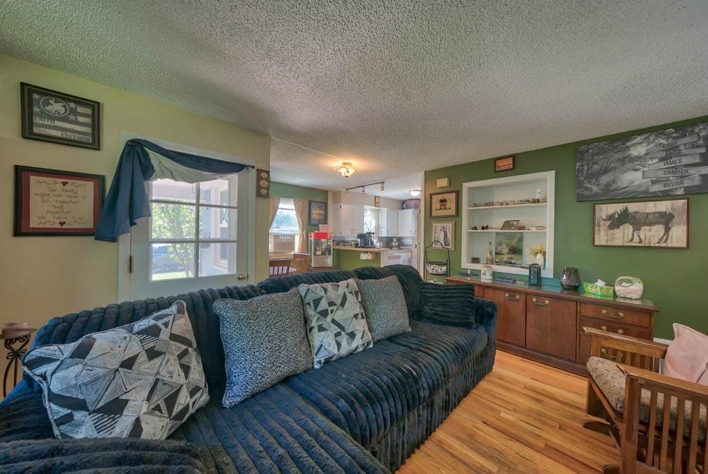 2105 Stampede Ave — photo 13 of 25