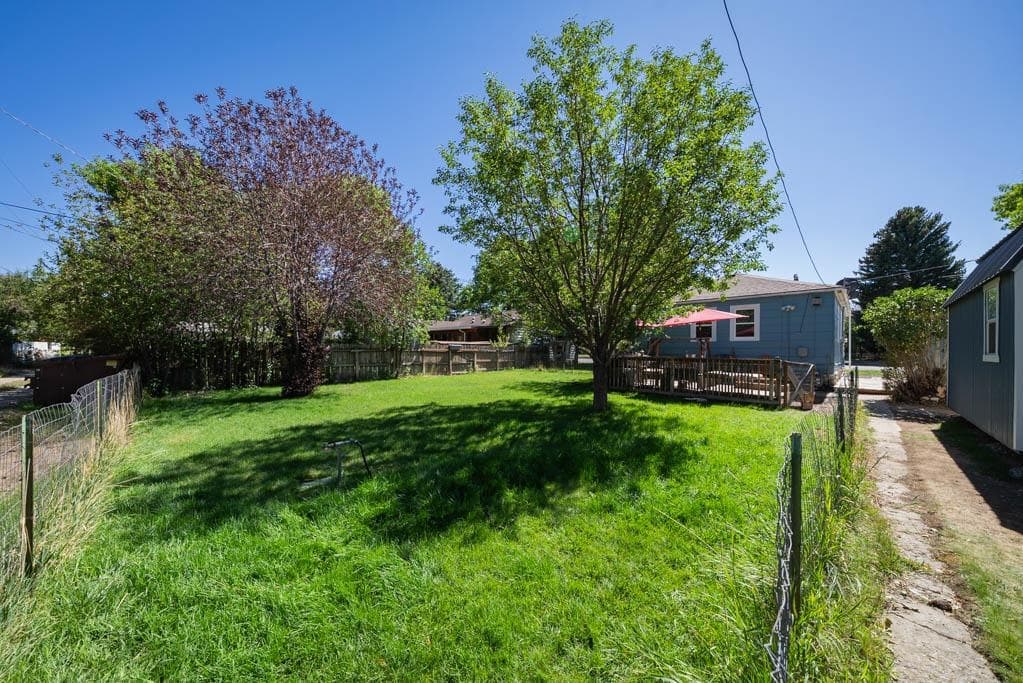 2105 Stampede Ave — photo 24 of 25