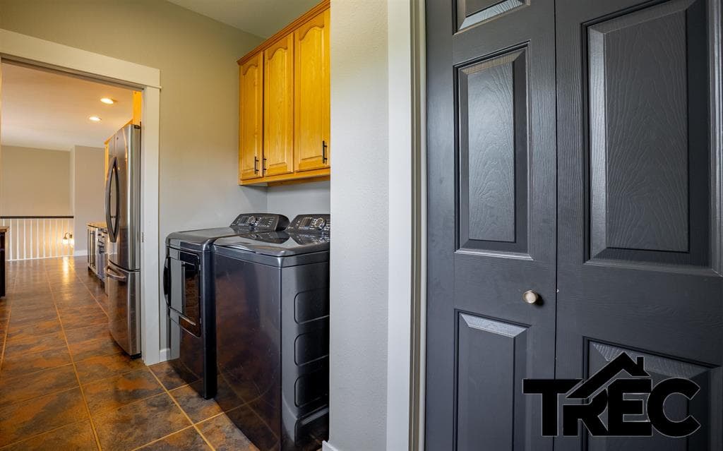 642 Cedarwood — photo 10 of 25