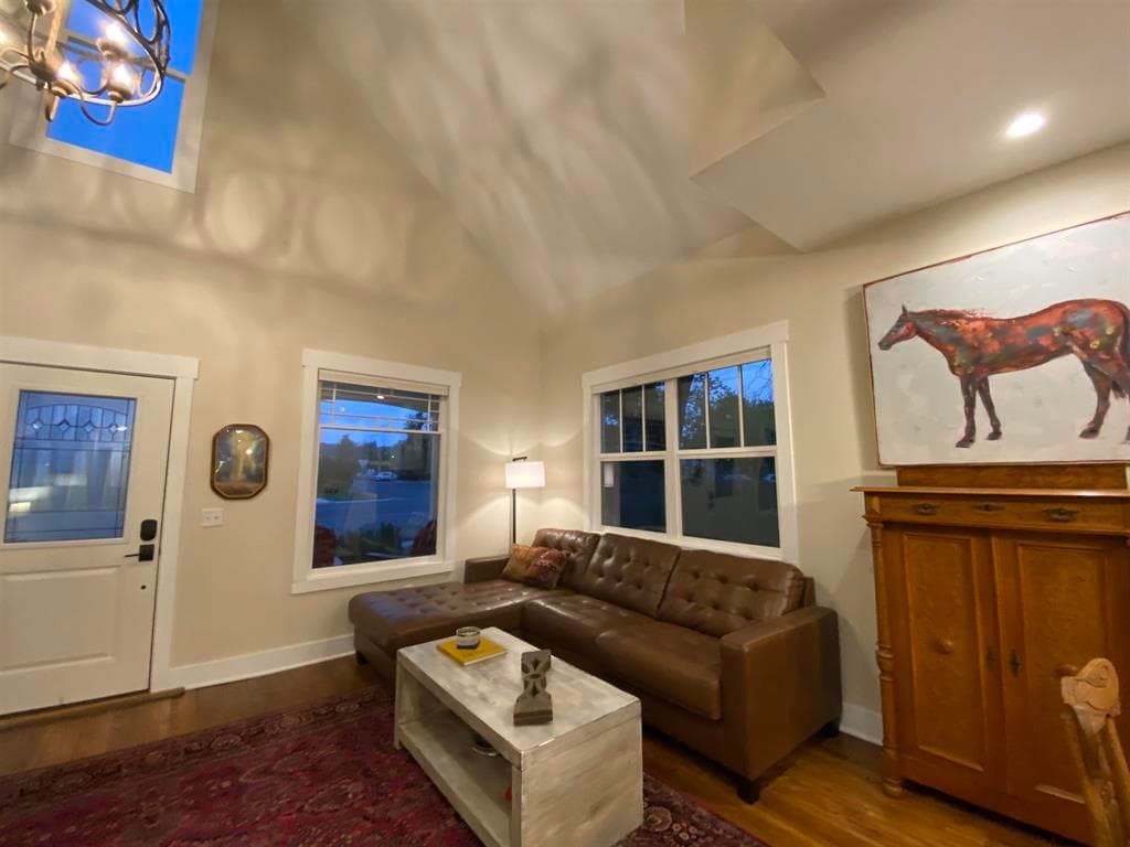 1401 Bleistein Ave — photo 3 of 13