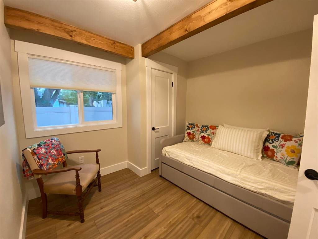 1401 Bleistein Ave — photo 10 of 13